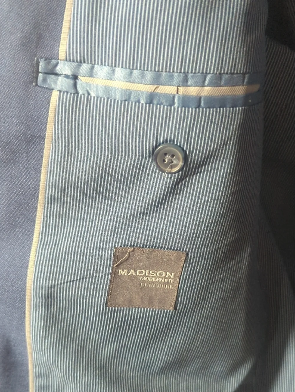 Madison Men's Dark Blue Single-Breasted Blazer - Picture 2 of 6